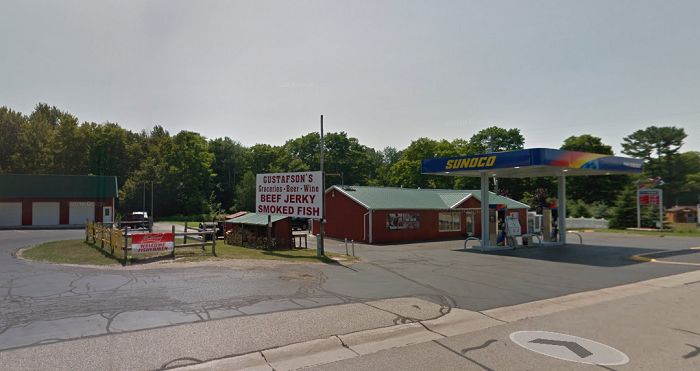 Gustafsons Resort (White Tail Restaurant & Motel) - 2018 Street View (newer photo)